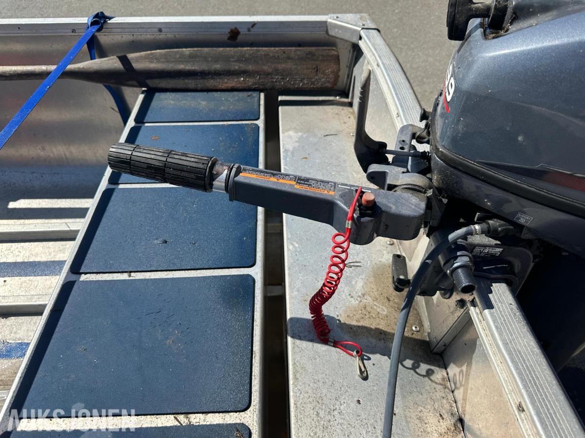 2001 Linder Sportsmann 400 båt med henger og motor